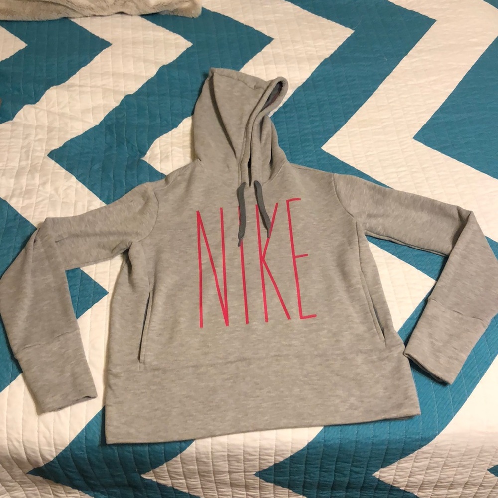 Dri-Fit Grey and Pink Nike Sweatshirt